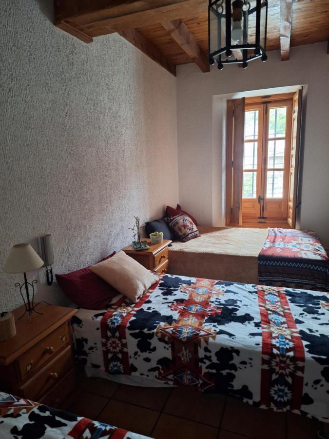 Hostal El Patio Restaurante San Bartolome de Pinares Ngoại thất bức ảnh