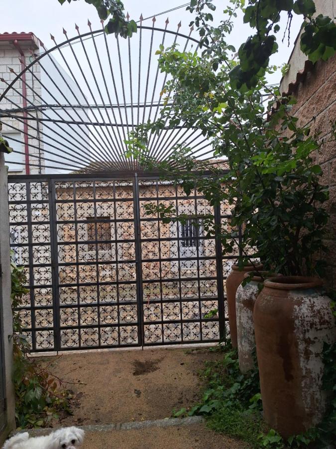 Hostal El Patio Restaurante San Bartolome de Pinares Ngoại thất bức ảnh